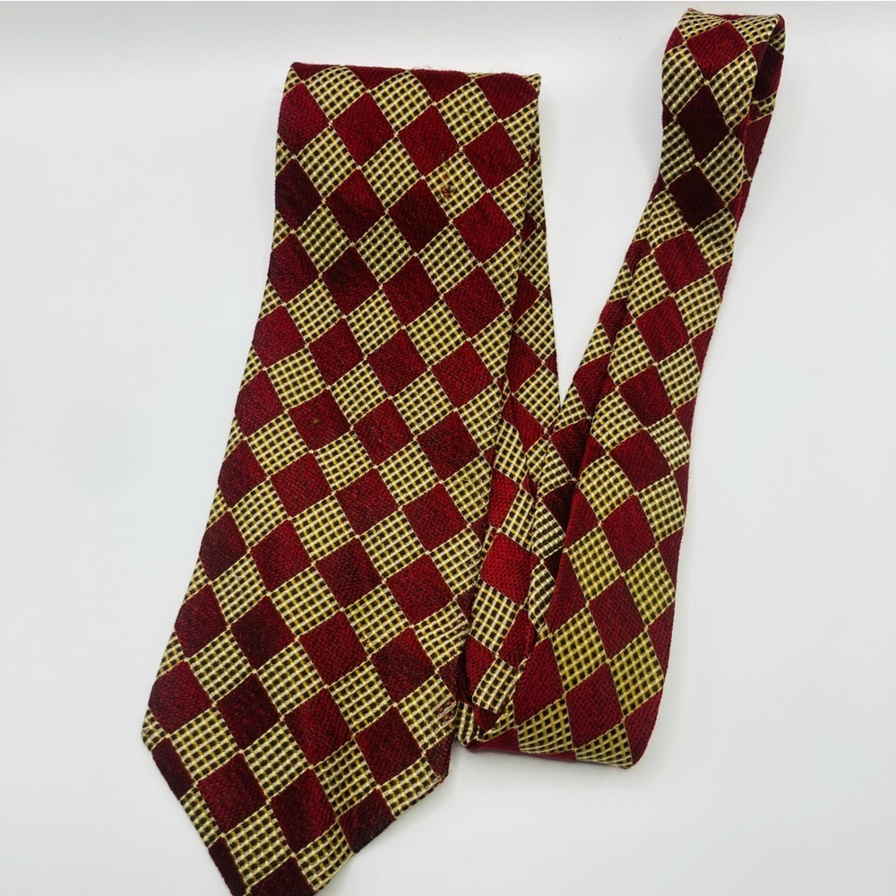 Ermenegildo Zegna dark red and gold geometric harlequin print silk tie